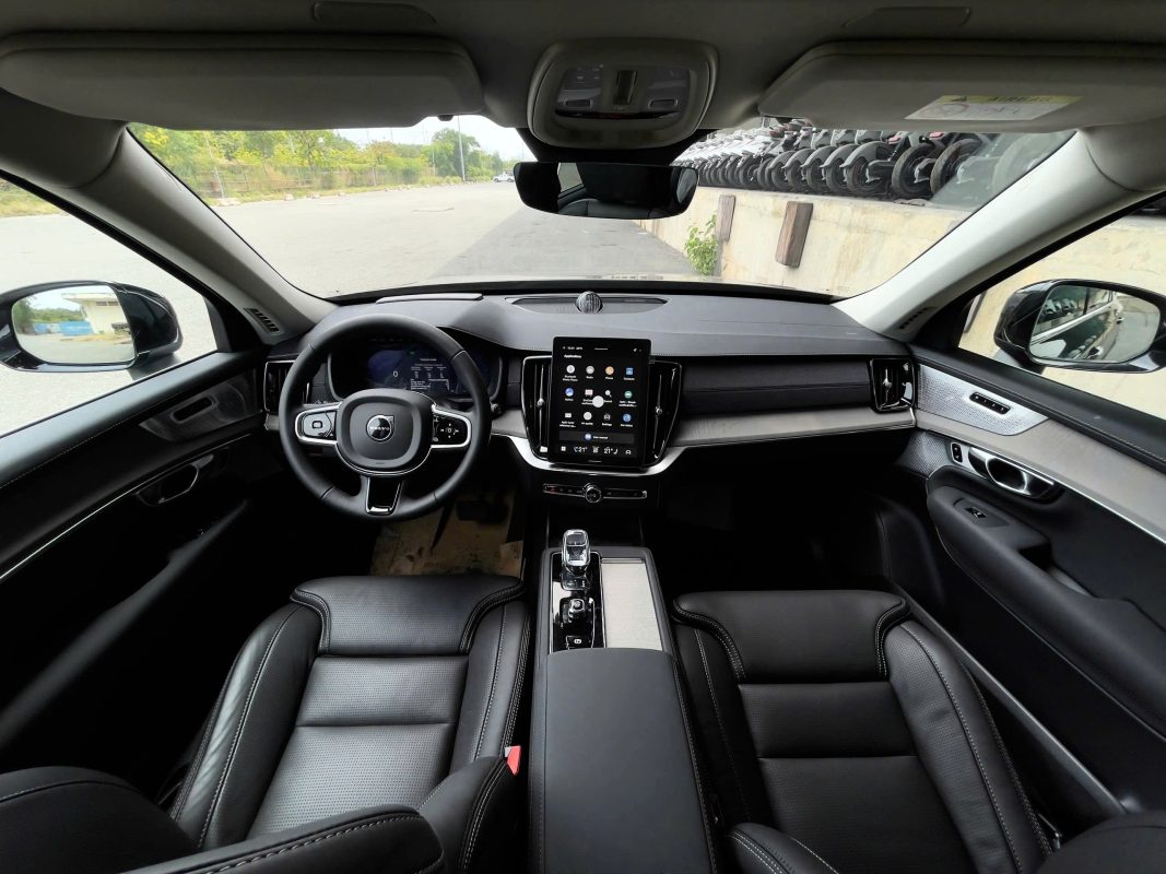 Hãng xe Volvo  Phú Mỹ Hưng