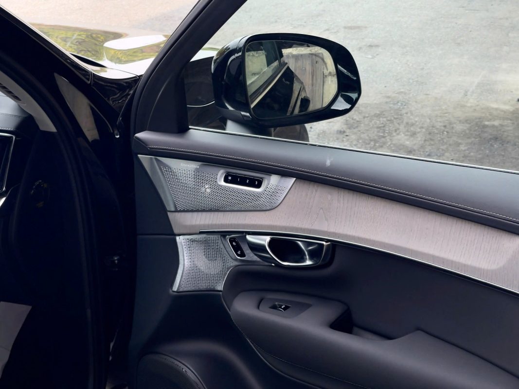 Hãng xe Volvo  Phú Mỹ Hưng
