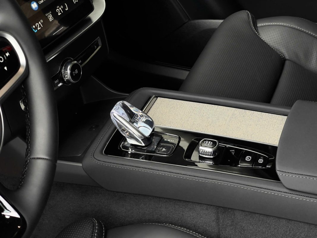 Hãng xe Volvo  Phú Mỹ Hưng