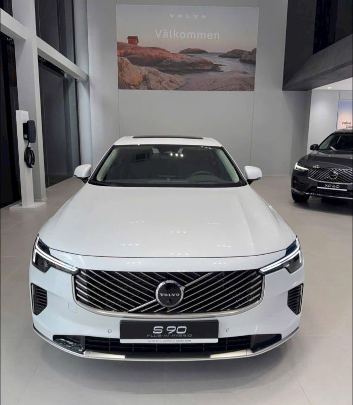 Hãng xe Volvo  Phú Mỹ Hưng