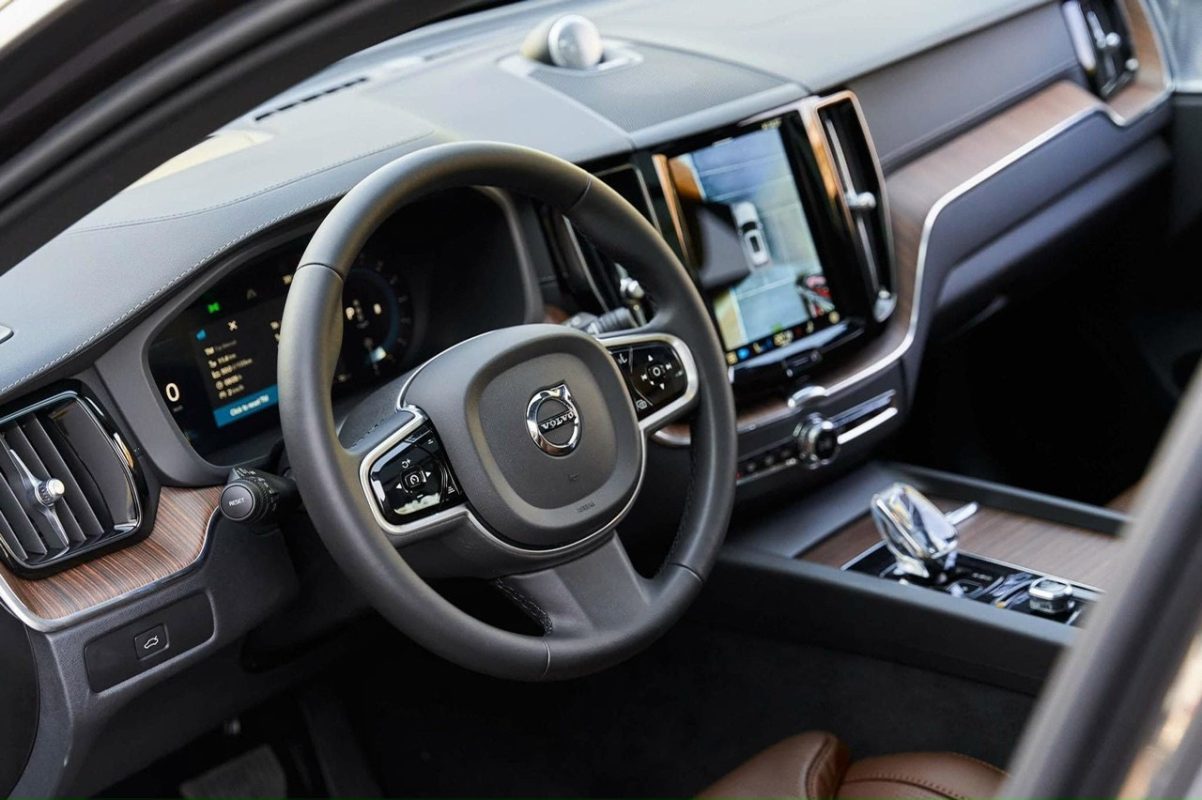 Hãng xe Volvo  Phú Mỹ Hưng